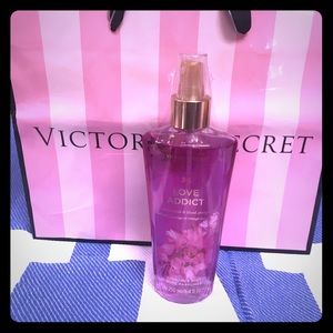 Love Addict Victoria Secret Body Spray